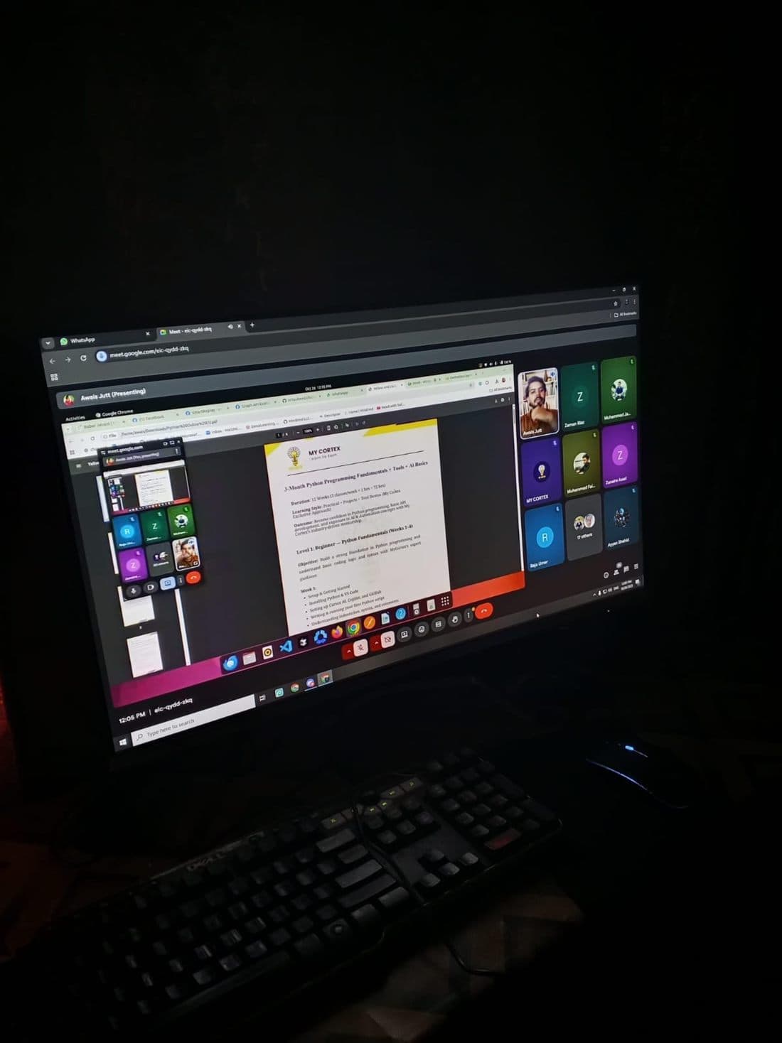 Screen-shared coding & curriculum walkthrough in a live session